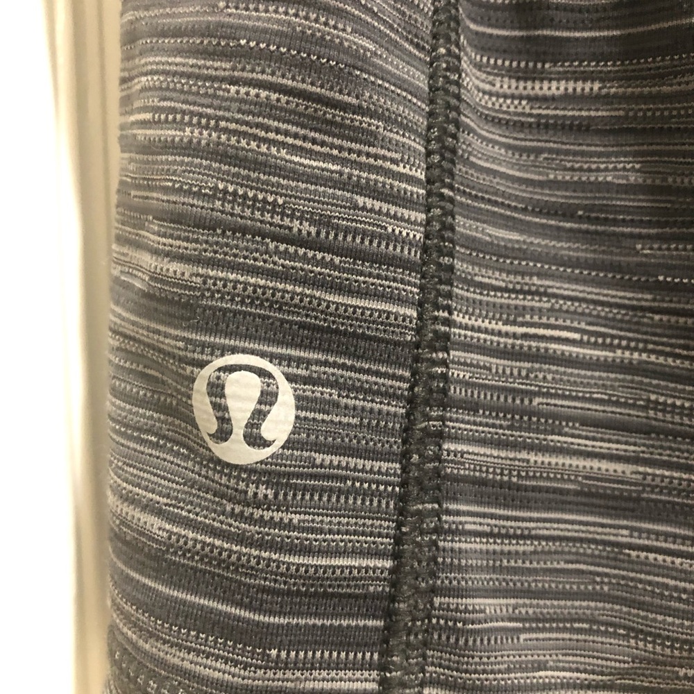Lululemon shorts size 10